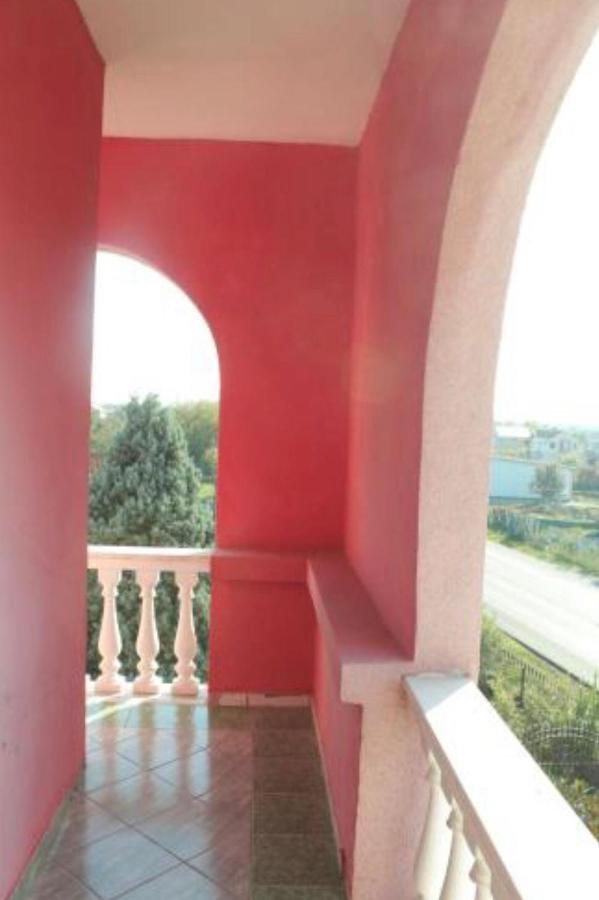 Hotel Meteor Shkodra Kültér fotó
