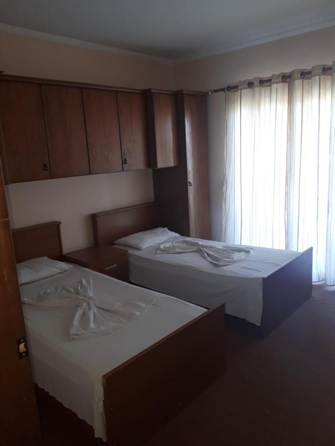 Hotel Meteor Shkodra Kültér fotó